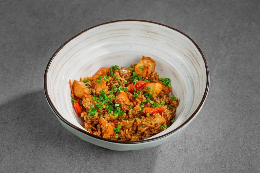 Вок с курицей и овощами