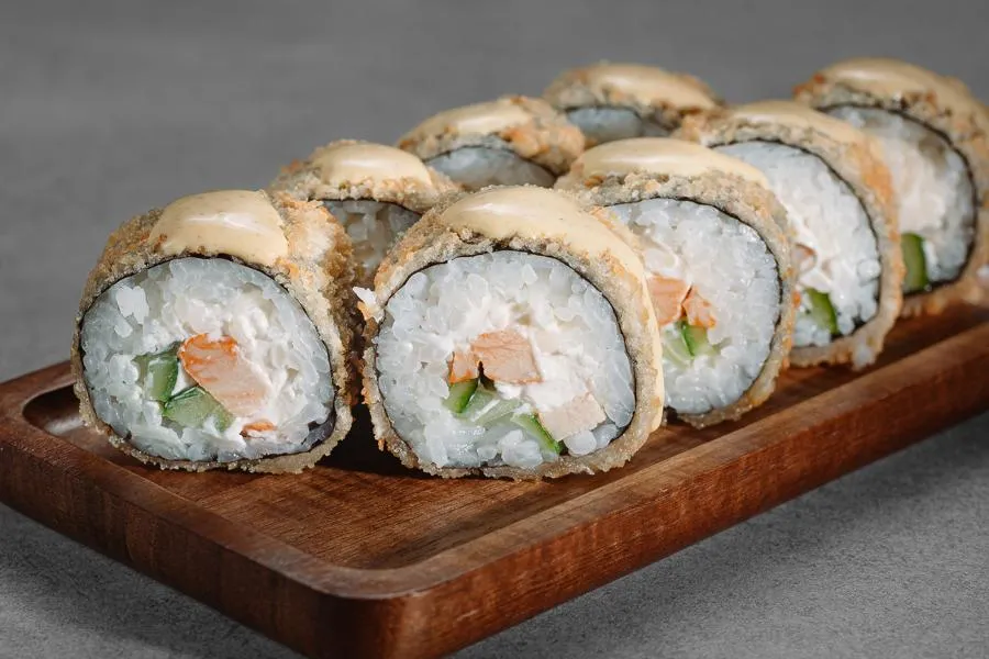 Темпура с креветкой и ореховым соусом